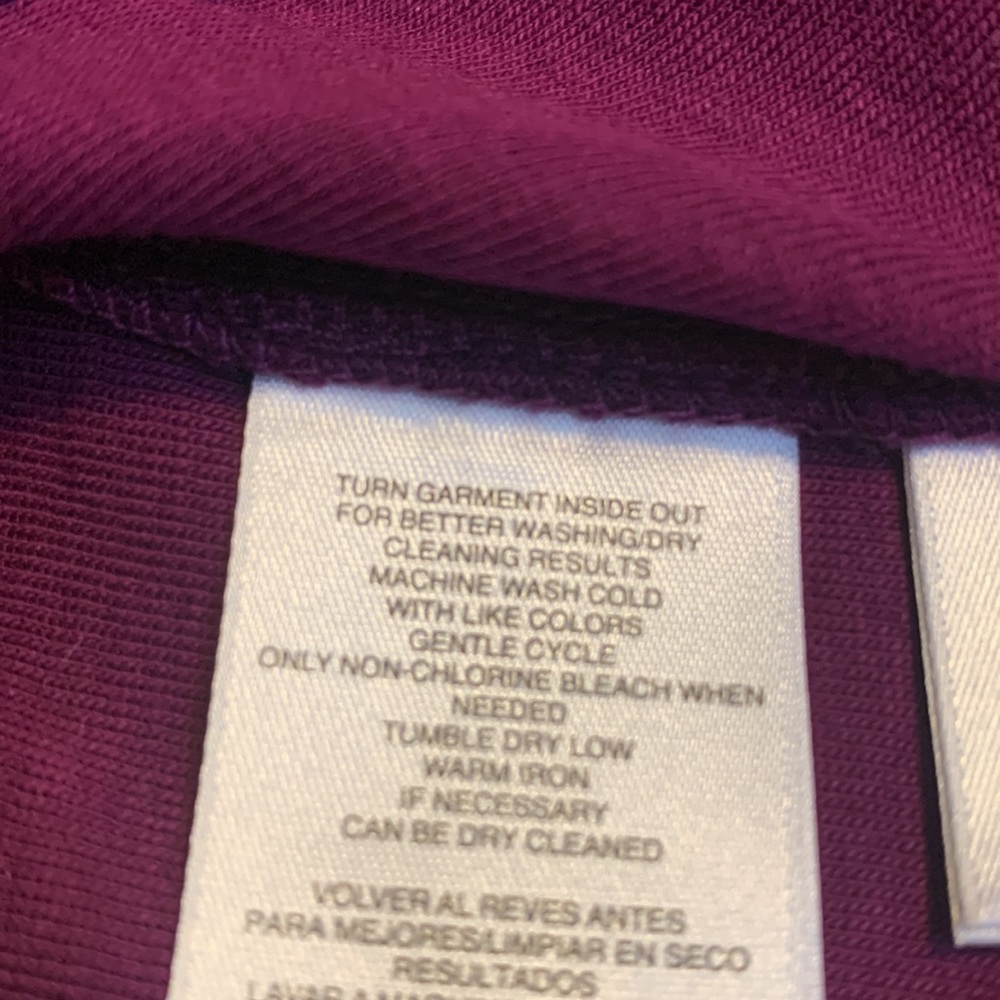 Jones New York Signature long Sleeve Tee - Picture 6 of 6